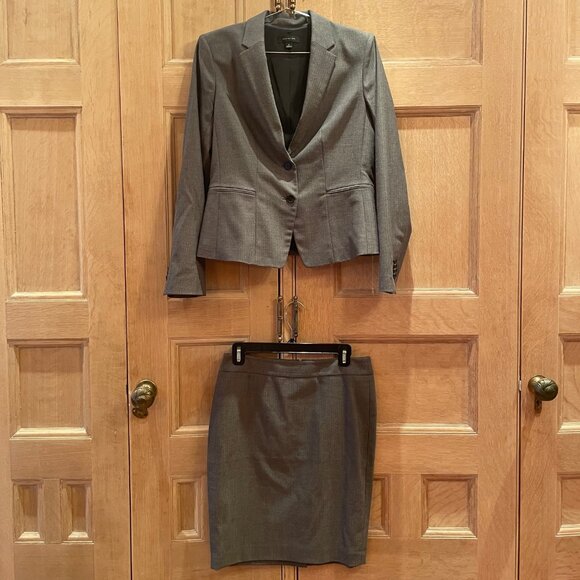Ann Taylor Jackets & Blazers - Herringbone Ann Taylor Suit, Size 6 Jacket, Size 6P Skirt